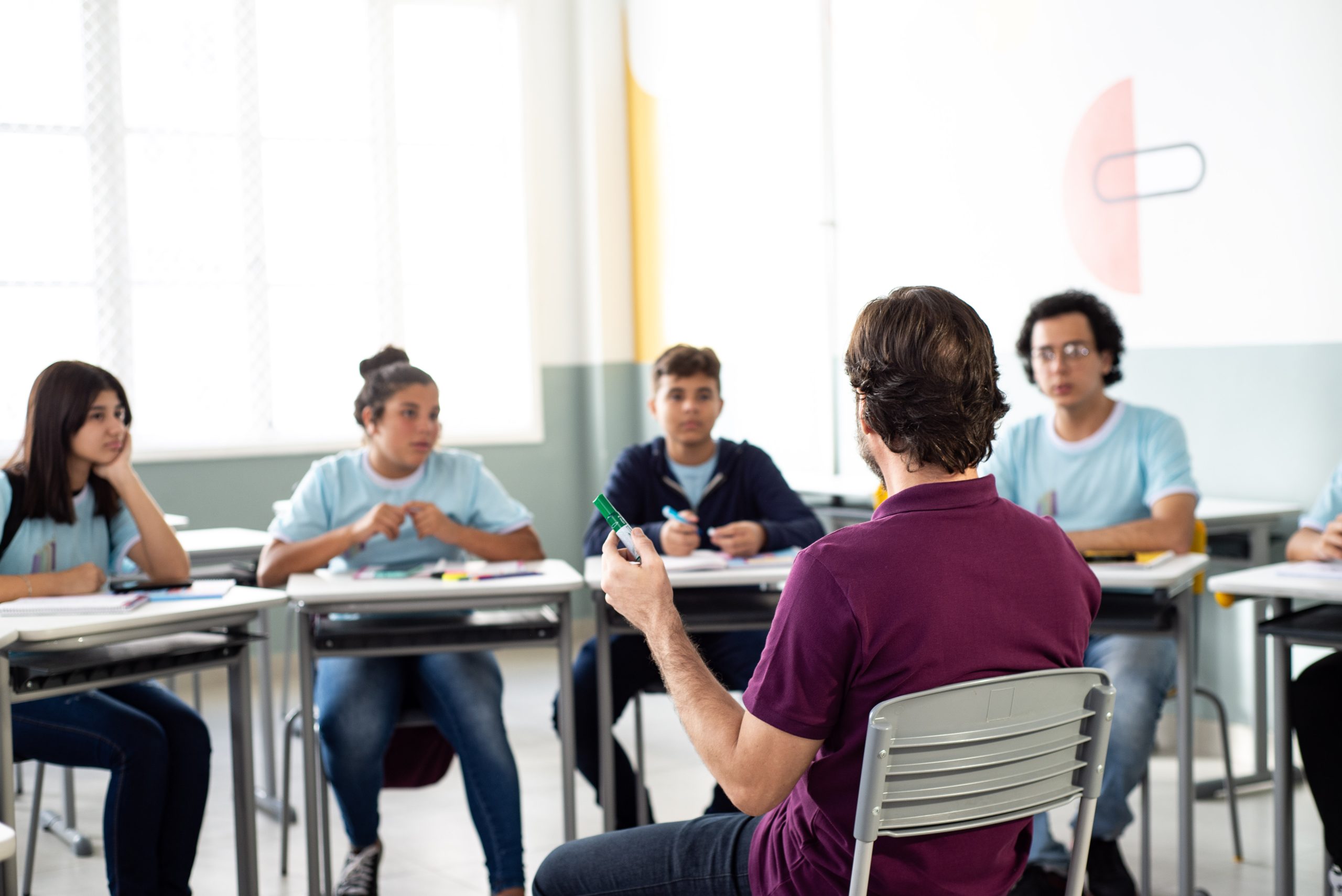 Programa LIV: Socioemocional Para Cada Etapa na Escola