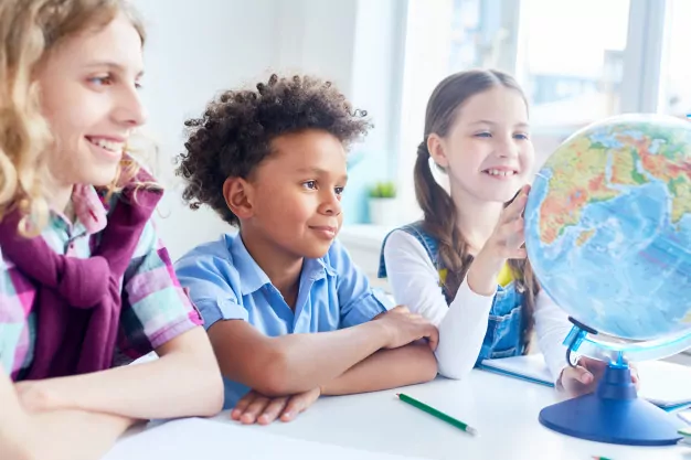 Como a Escola Pode se Conectar com as Novas Gerações